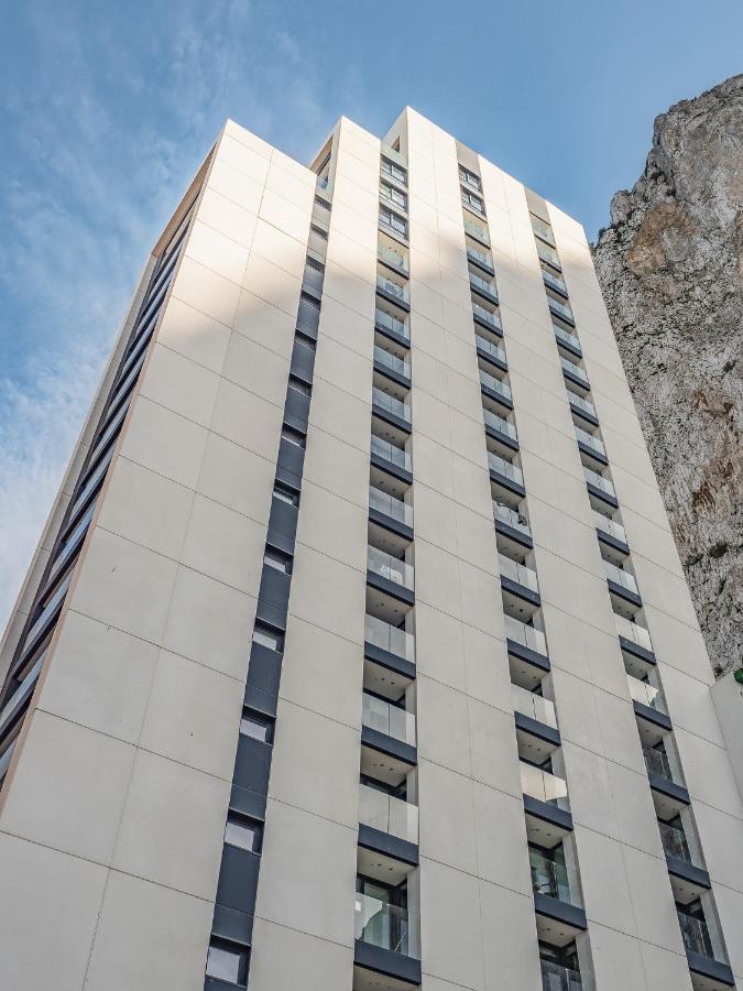 Brand New Studio Near The Beach, Gibraltar Bagian luar foto